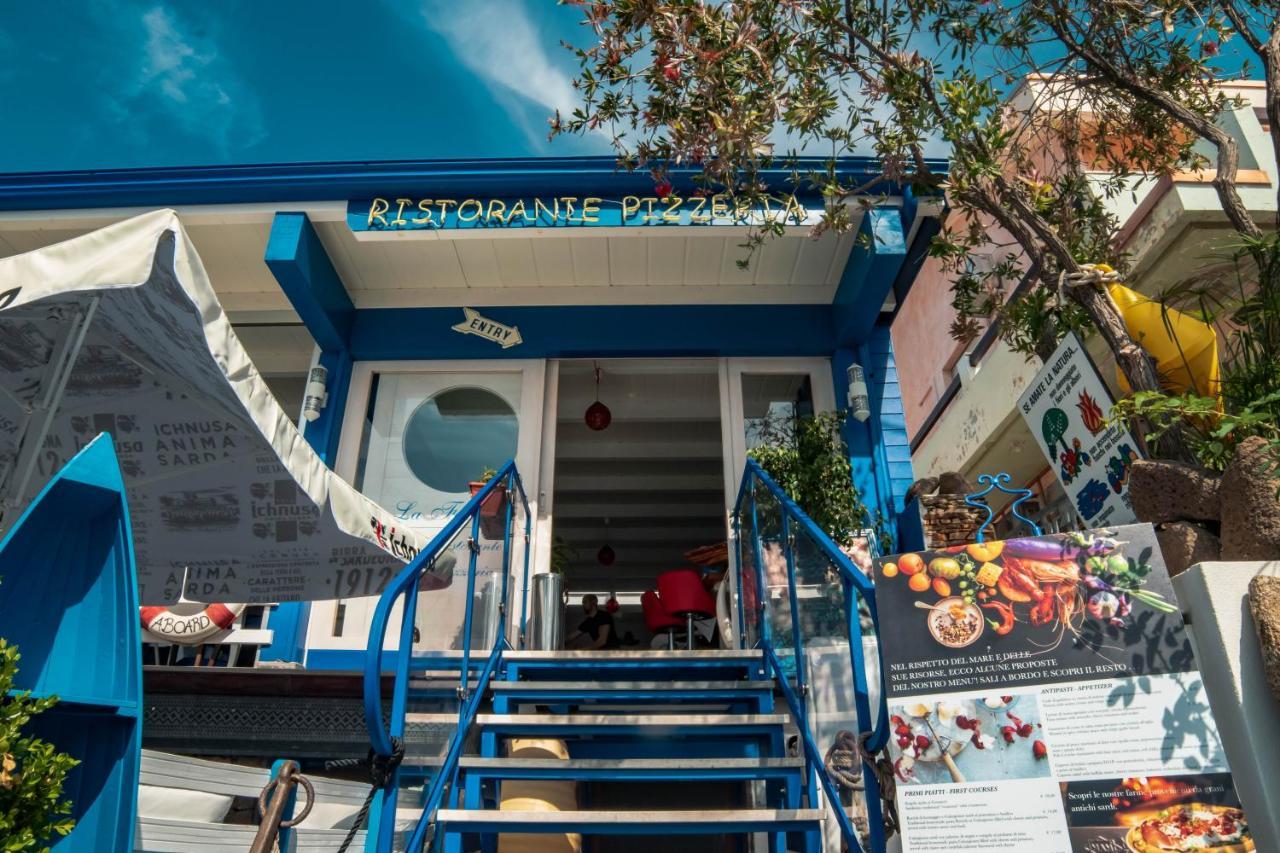 La Favorita Hotel Cala Gonone Exterior photo