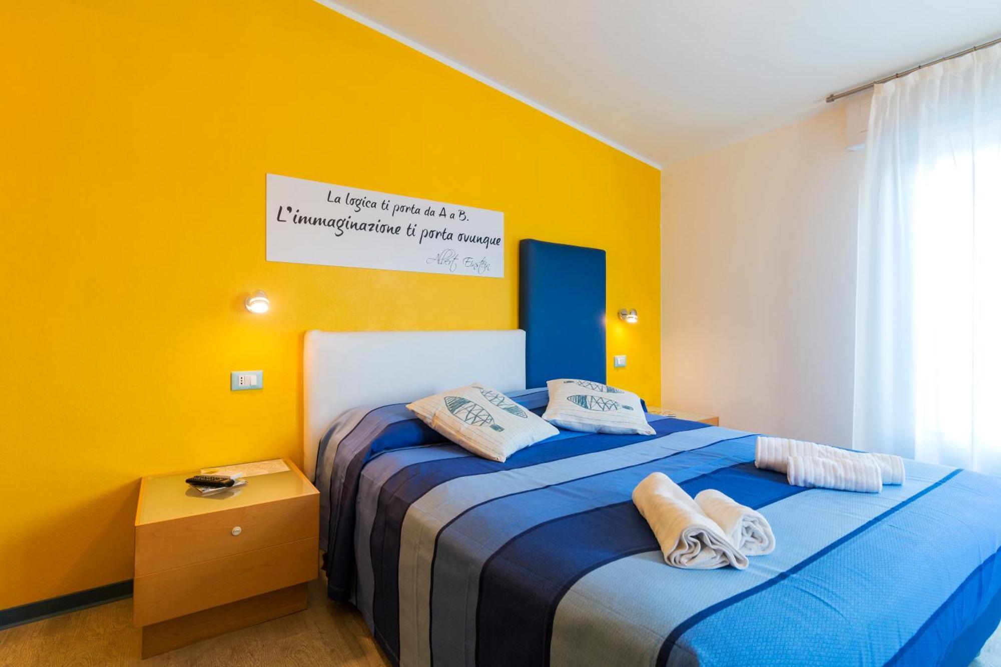 La Favorita Hotel Cala Gonone Exterior photo