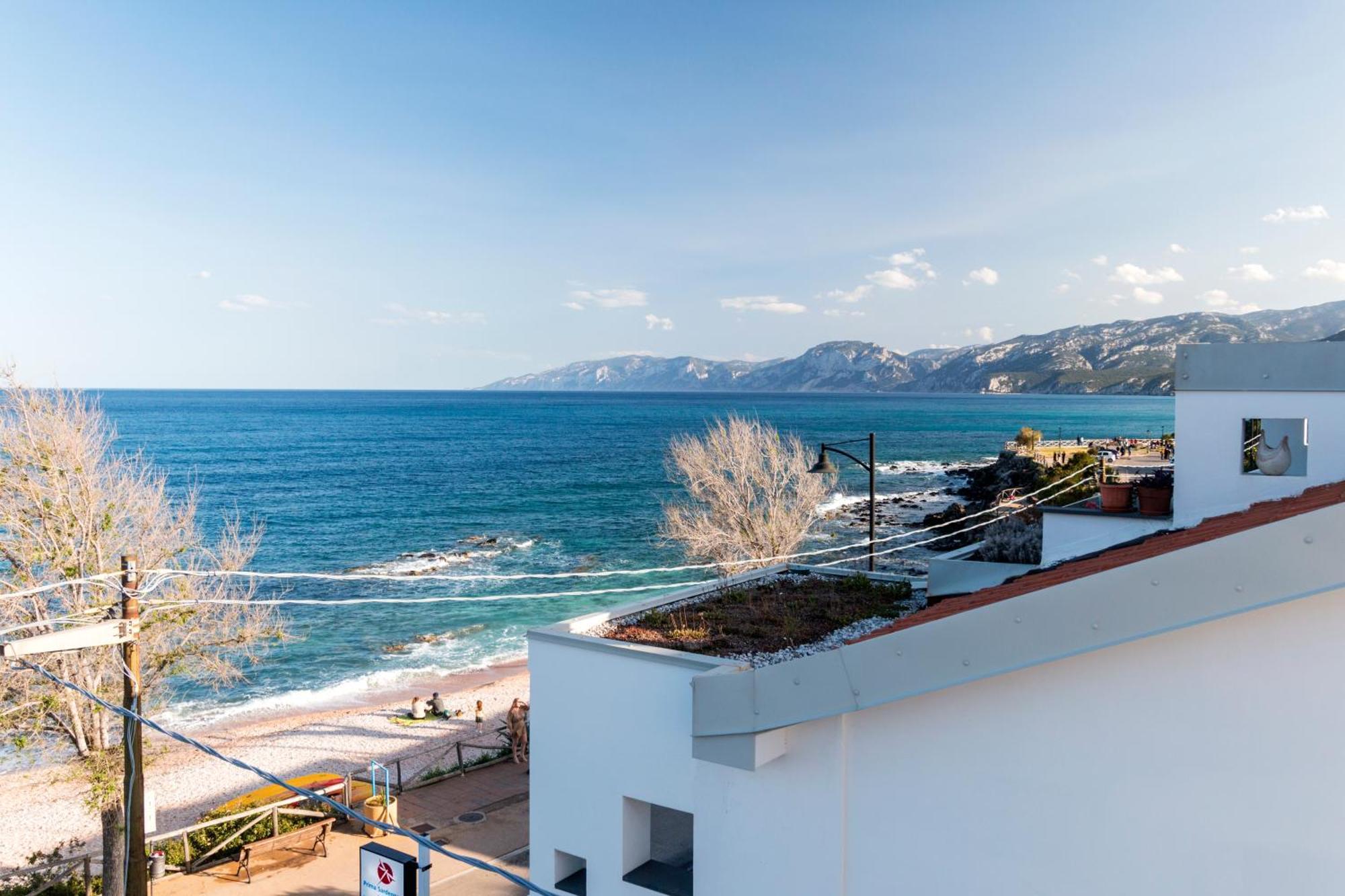 La Favorita Hotel Cala Gonone Exterior photo