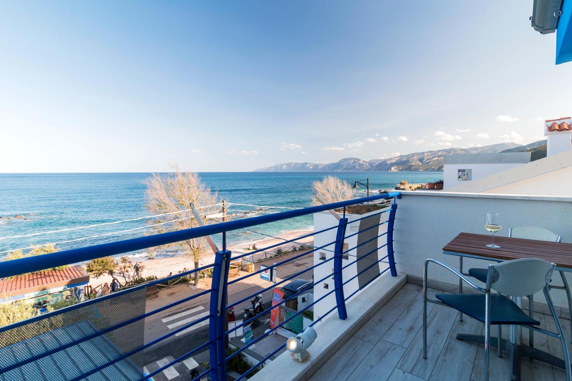 La Favorita Hotel Cala Gonone Exterior photo