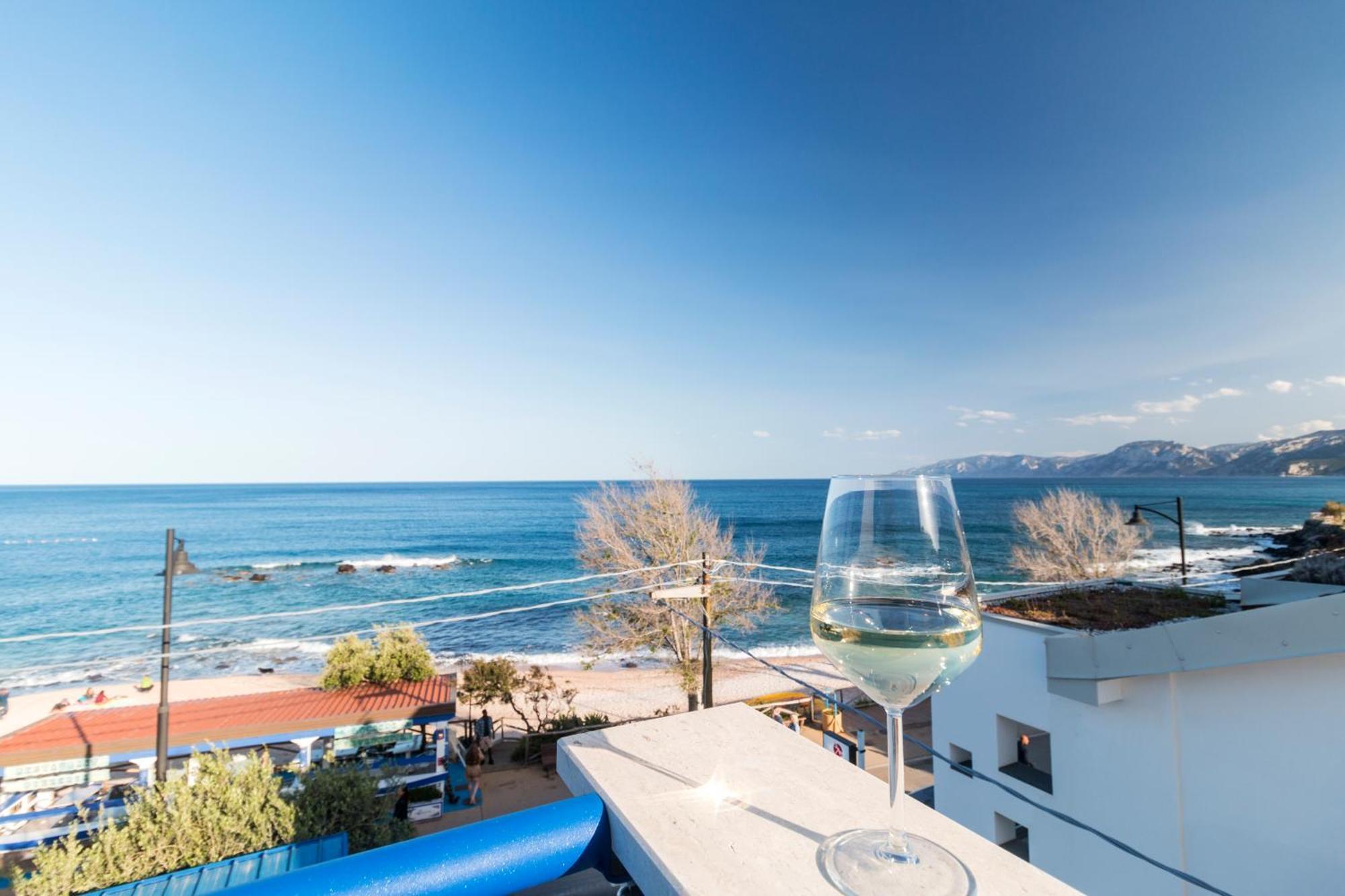 La Favorita Hotel Cala Gonone Exterior photo