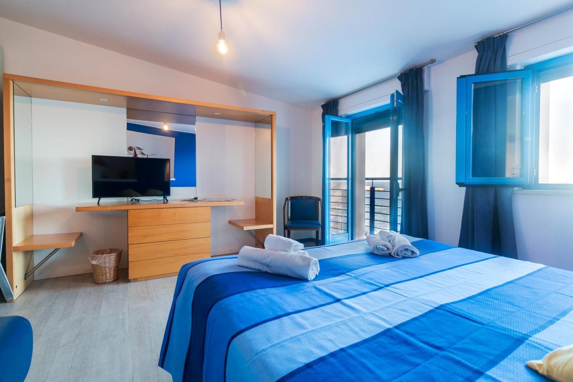 La Favorita Hotel Cala Gonone Exterior photo