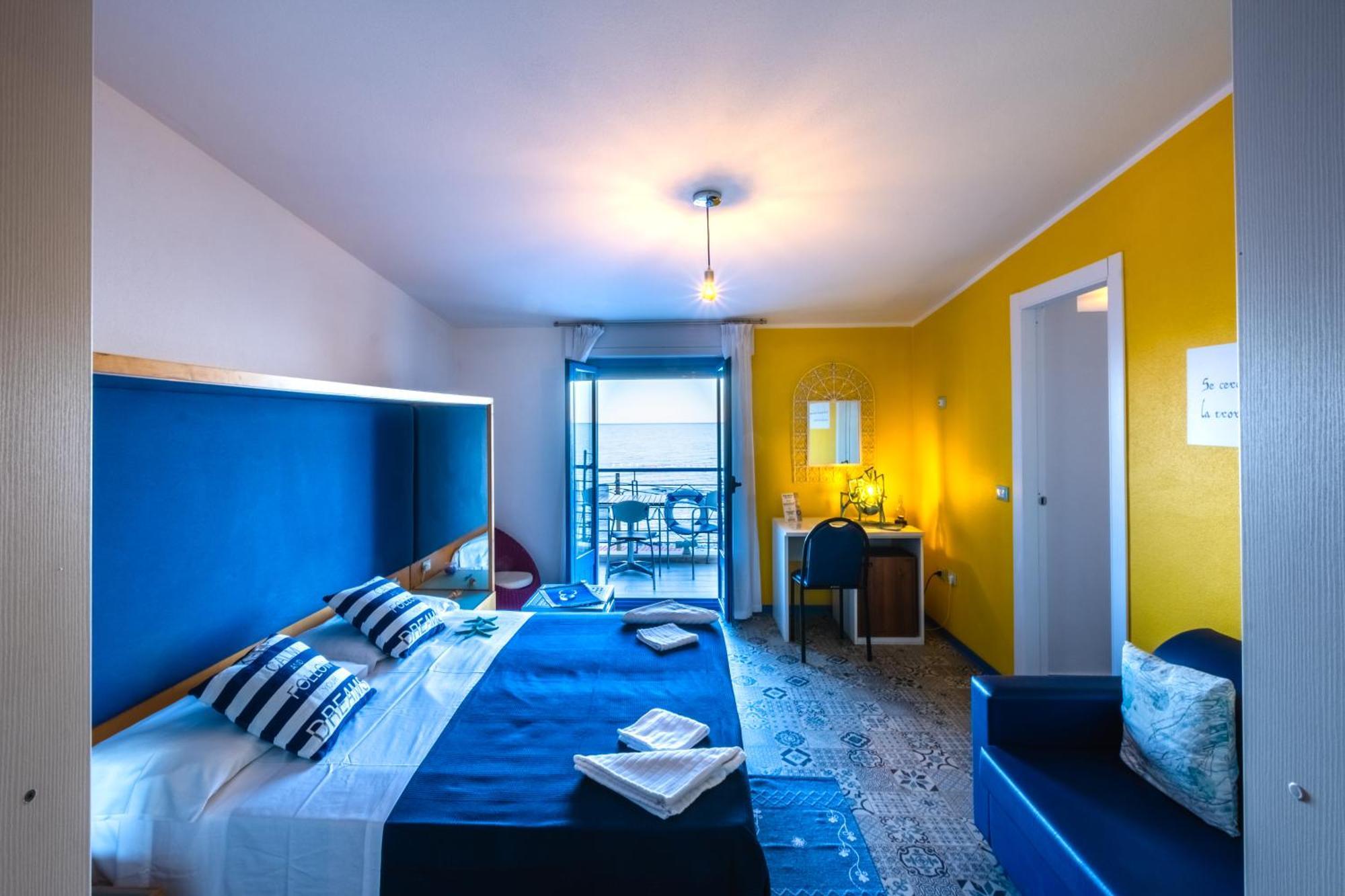 La Favorita Hotel Cala Gonone Exterior photo