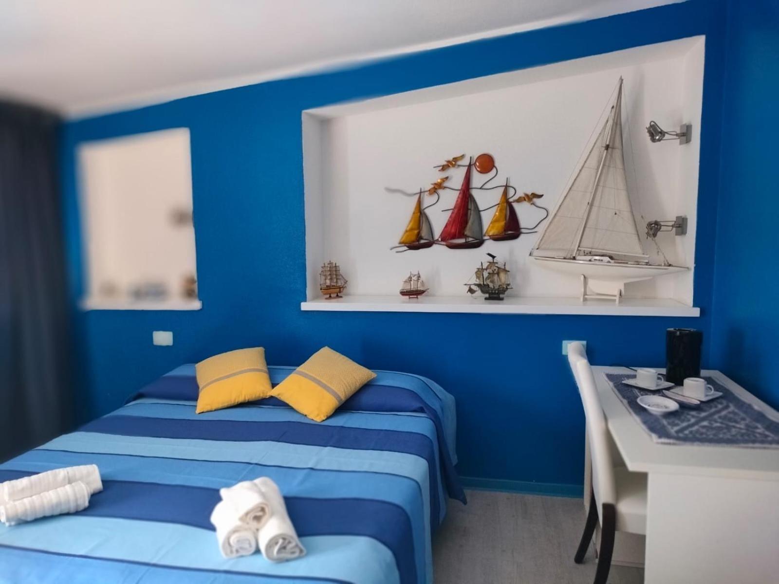 La Favorita Hotel Cala Gonone Exterior photo
